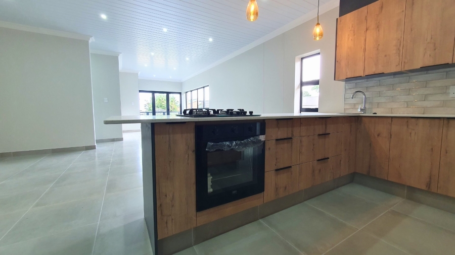 3 Bedroom Property for Sale in Dana Bay Western Cape